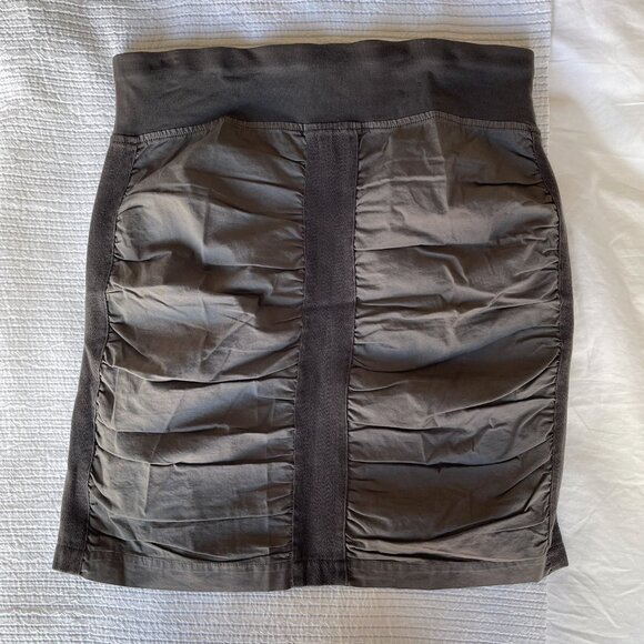 XCVI Skirt - Picture 4 of 5